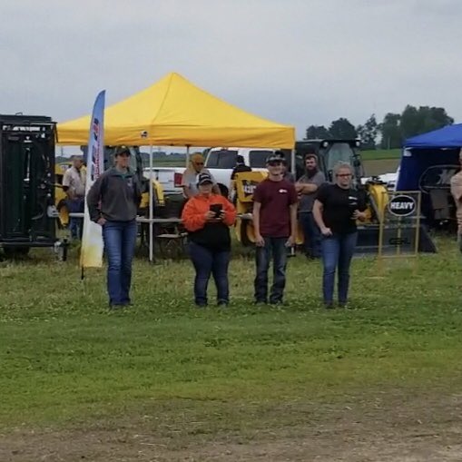 PCECOOP's tweet photo. The PCE agronomy intern team had an enriching experience at the 2019 Illinois Forage Expo. 

#Agronomy #PCECommunity #Intern #students https://t.co/hhwO9cfhUf