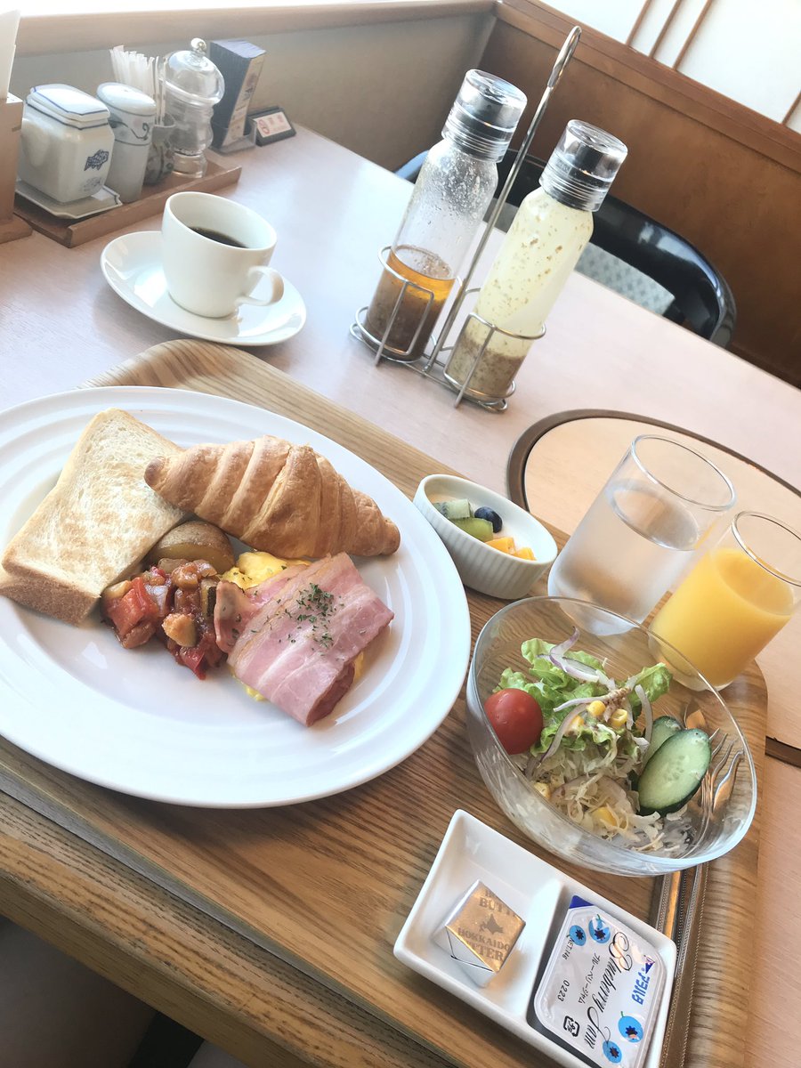 田中 琴乃 Oly בטוויטר ホテルの朝食が おばあちゃん家の朝食とほぼ同じで なんだか小学生の頃を思い出した Morning Breakfast 朝ごはん おばあちゃんの家