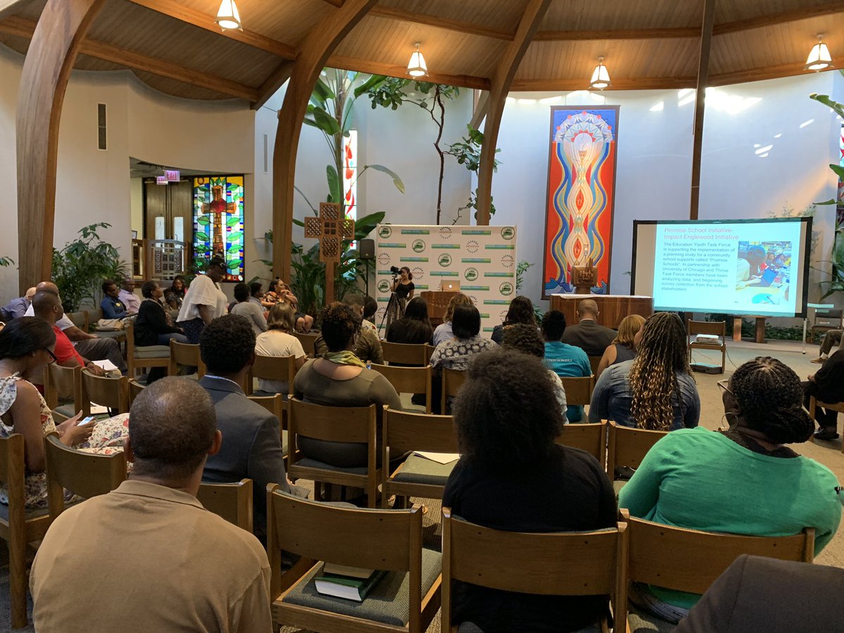 Great updates on the Englewood QLP tonight - $1M won for public safety, new community kitchen, adding homeowners and more!  <a href="/tmwkenglewood/">Teamwork Englewood</a> <a href="/LISCChicago/">LISC Chicago</a>