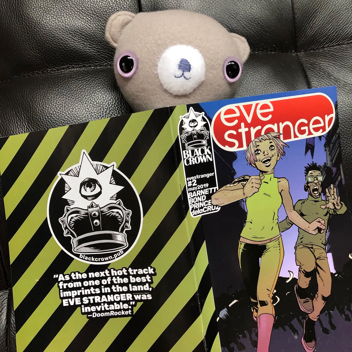 blackcrownhq's tweet image. Tomorrow! EVE STRANGER #2 by ⁦@davidmbarnett⁩ ⁦@pjbond⁩ ⁦@comicnrrd⁩  Eva de la Cruz ⁦@janeheir⁩ ⁦@blackcrownhq⁩ #therulingclass #NCBD