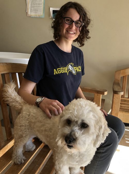 AndrewWetzel's tweet photo. Sierra Chapman graduates with Highest Honors https://t.co/szHrSsMy4P https://t.co/9BczvhVmNR