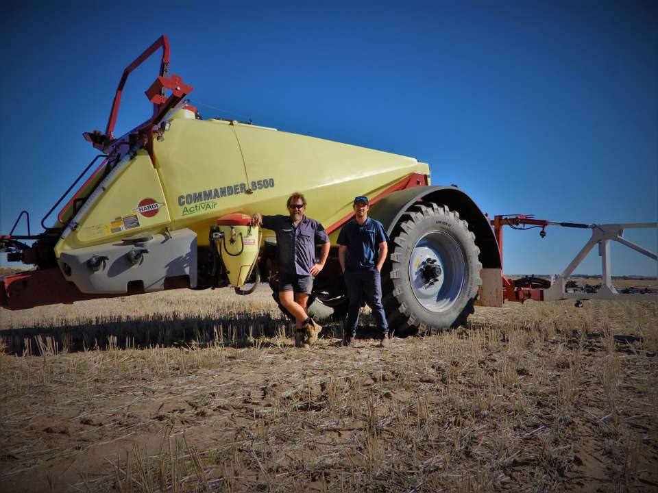 HARDI_Australia's tweet photo. Another successful install on this #HardiCommander spec'd with a 8500L tank, 42.5m #ParagonBoom &amp; 13 Section Activ Air. The owner Leon Sharman (Cadoux, WA) is getting ready to rock and roll to improve his yields while saving money on inputs. 
#hardiworkshere  #ozfarming https://t.co/ooLbKslCZ2