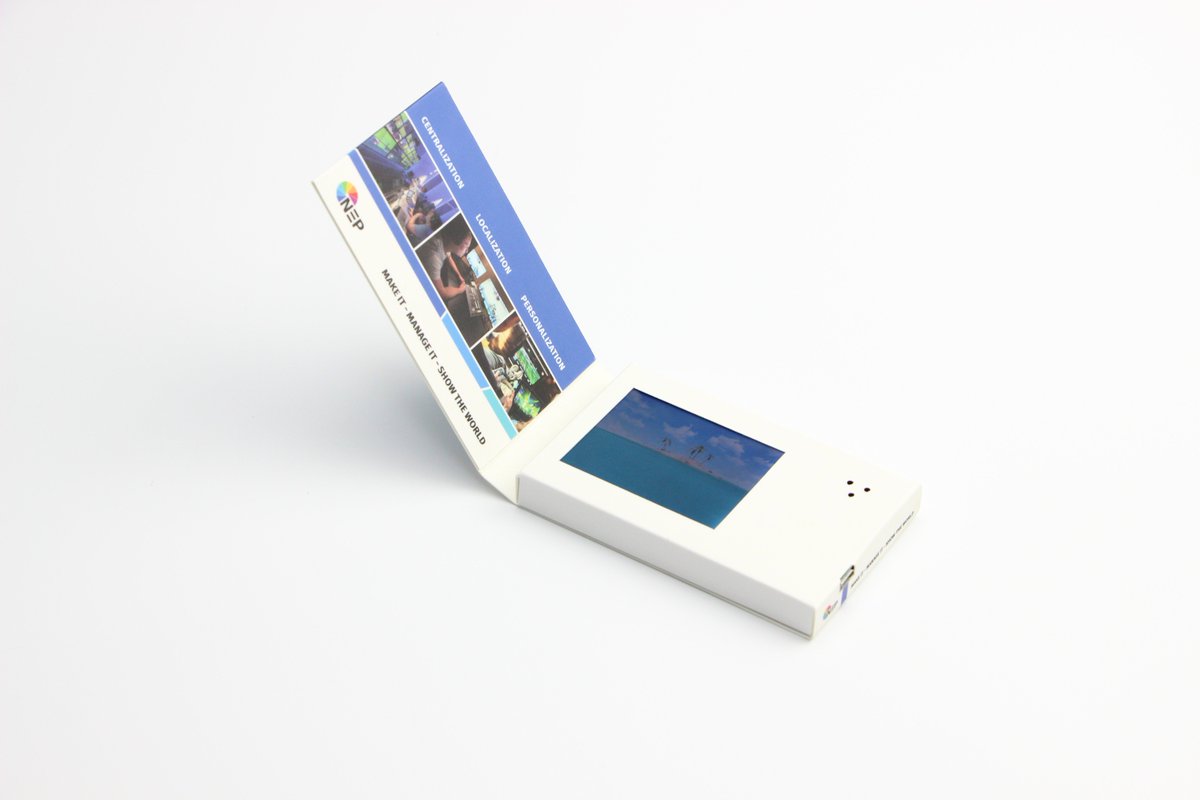 mocmmcom's tweet image. Which one you much prefer?