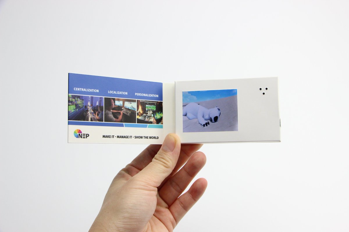 mocmmcom's tweet image. Which one you much prefer?