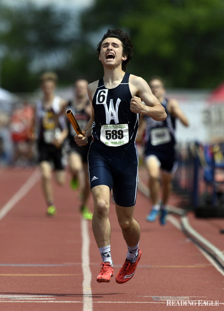 jdreyphoto's tweet photo. Championships - check. I've covered 17 PIAA, 64 District 3, and 74 Berks. Congrats to all the medalists and thanks for expressing yourself after a win. 8/? https://t.co/MqLAN80bTF