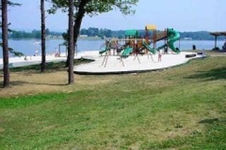 RedMarching's tweet photo. Saturday June 29th from 12:00-4:00 at Chesterfrost Park. We are having a beach party and all band families are invited. Come by and swim, relax, and see your friends.
#cheaterfrostpark #bandfriends #summet2019 #summer #summergettogether https://t.co/LRRs8mRGWu
