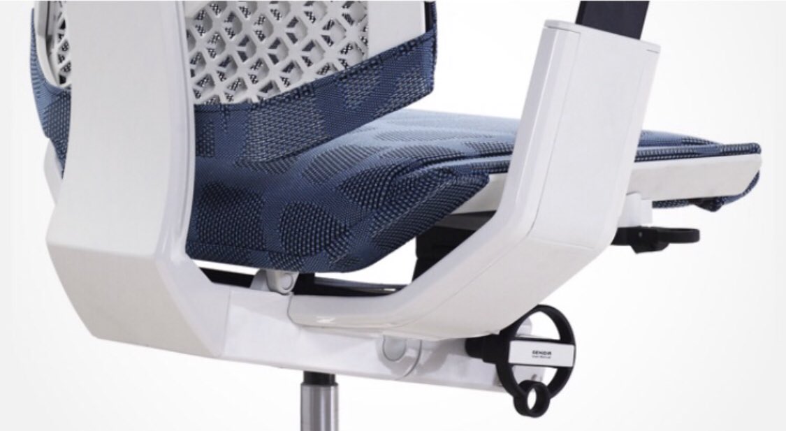 Genidia has been designed to increase productivity and wellbeing. 

As a result, blood circulation is improved, user fatigue is reduced, and the risk of muscular skeletal disorders is minimized. 

#wellbeingatwork #gogreen #officechair #Office365 #officedesign