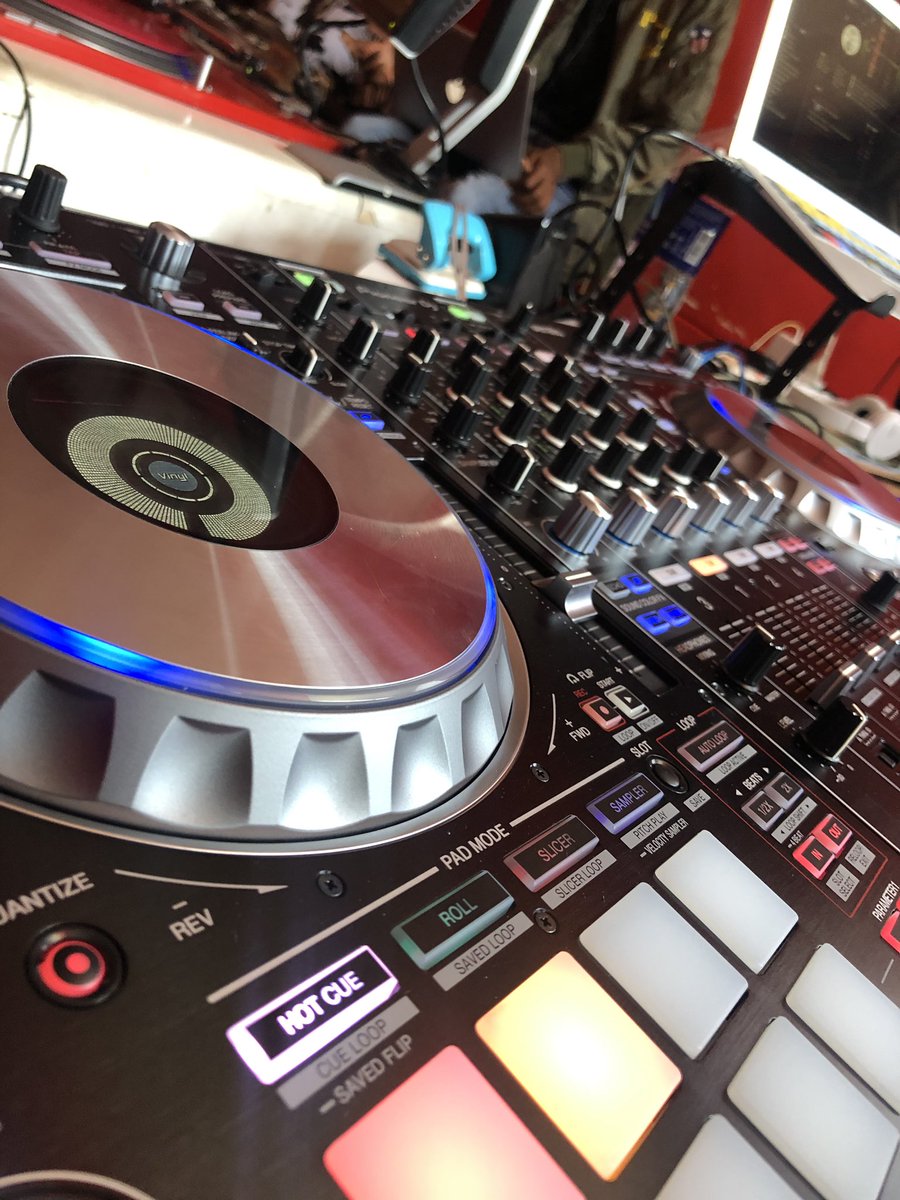 redberrydjac's tweet photo. Pro DJ classes with guaranteed attachments. 2 months course with early morning,evening and weekend classes now available. Located at Development House 6th floor room 606 opp Afya center. Talk to us today on 0704660999. Affordable and easy payment plans. #madeofred #IkoKaziKE https://t.co/Xc0xcHkGcX