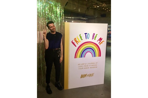 We LOVED helping Penguin Random House UK create this GIANT freestanding version of  new book release 'Free to be me', a LGBTQ+ wellbeing journal by Dom &amp; Ink. 
🌈😍 new hubs.ly/H0jtZJV0