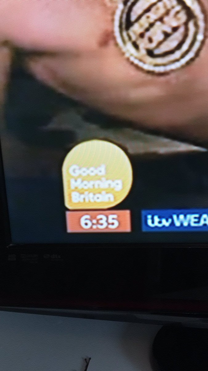 DeneyG's tweet photo. Why does the clock on @GMB say 6.35?? It’s an hour behind!! https://t.co/OCtEEa0l4T
