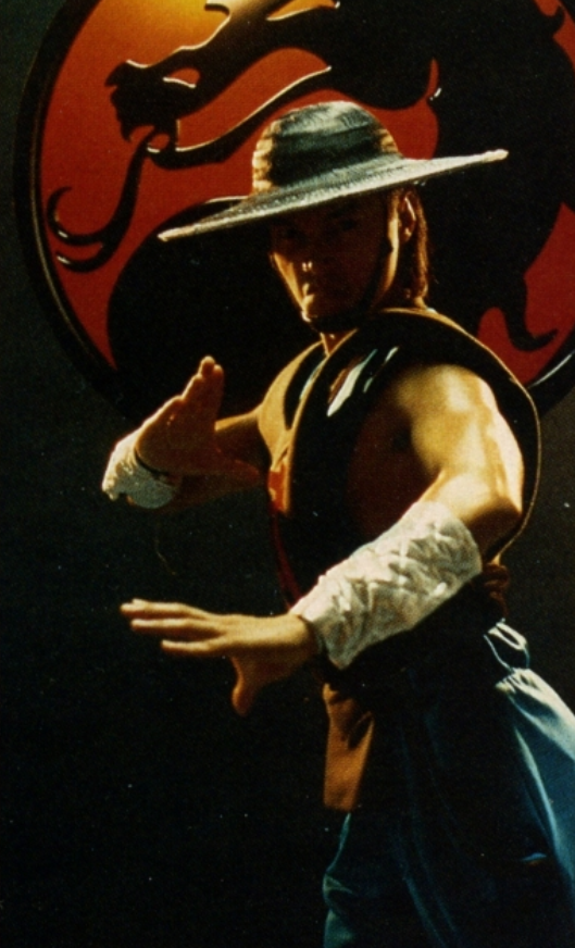 Anthony Marquez played Kung Lao.Marquez also appeared in Teenage Mutant Ninja Turtles III, performing stunts for Leonardo as well as appearing as a rebel soldier and a guard soldier. Along with MKII, he appeared in Midway's Revolution X as a ninja.