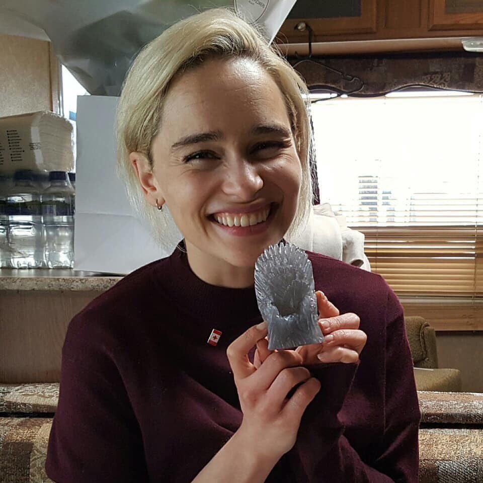 EmiliaClarkeTM's tweet photo. The cutest 😍 https://t.co/bOx6sF8aJG