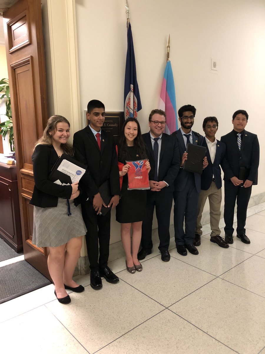 Robot Uprising tweet media