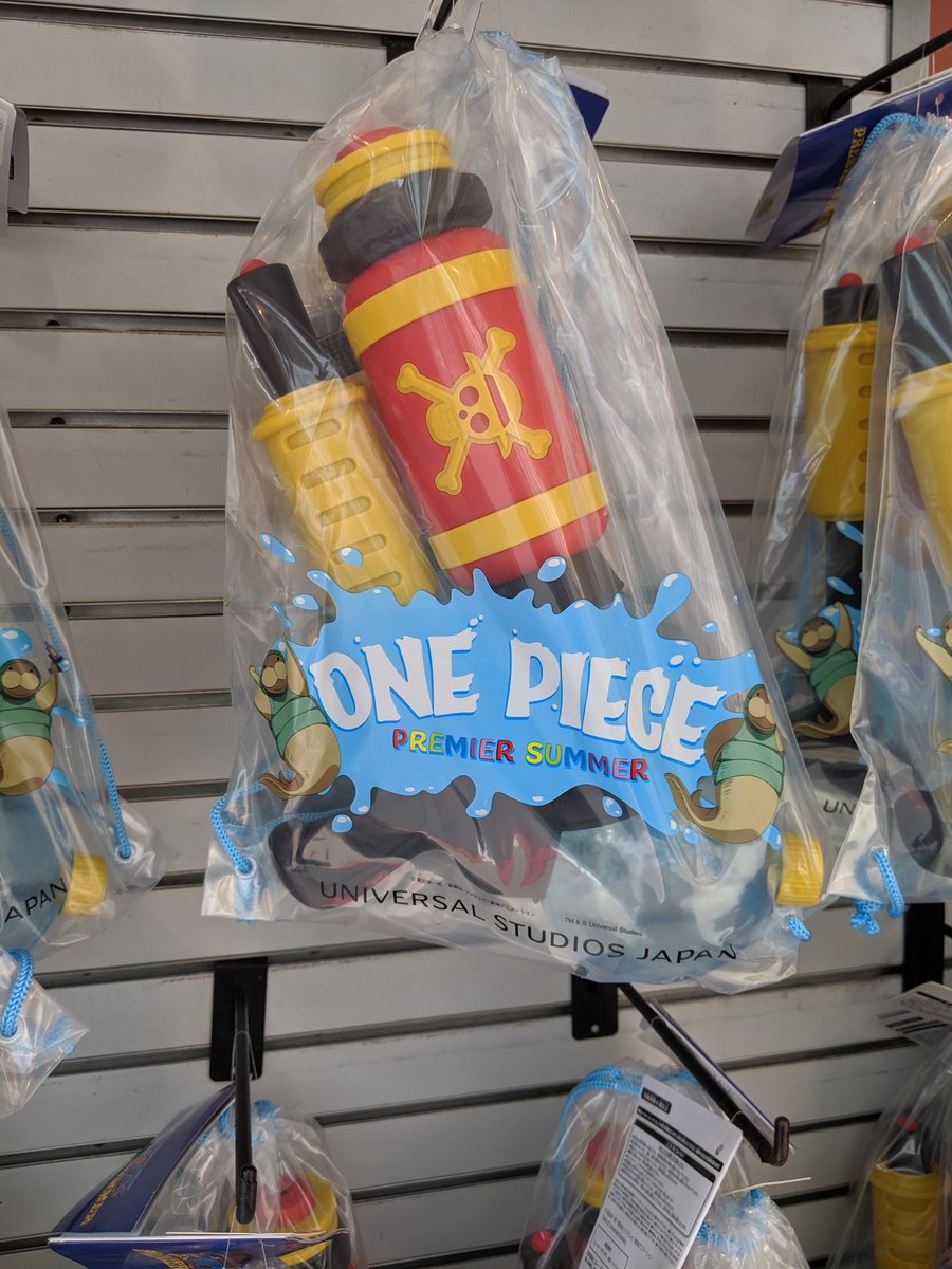 はんこ屋 ネコ No Twitter ユニバ ワンピース グッズ 携帯ケース30 イヤホン2800 ブレスレット900 ウォーターシューター2900