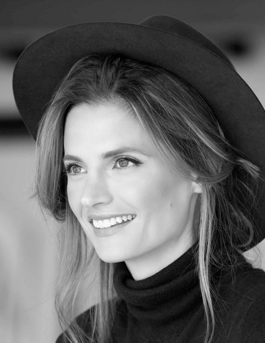 StanaMedia's tweet photo. {scans} Marie Claire Serbia [julho]
⤷ 📸 #StanaKatic por @LIONELDELUY 
https://t.co/CZJC8k0nFl https://t.co/ZED95dsSSK