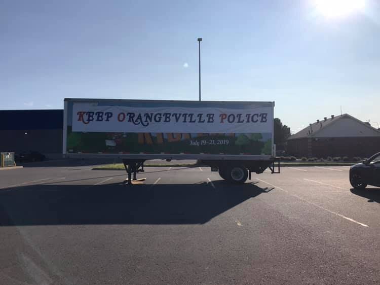 Our present mayor forced the removal of this sign. He supports destroying our police to replace with provincially contracted police. Freedom of speech apparently isn’t his strong suit. Shameful. #KOPS #Orangeville