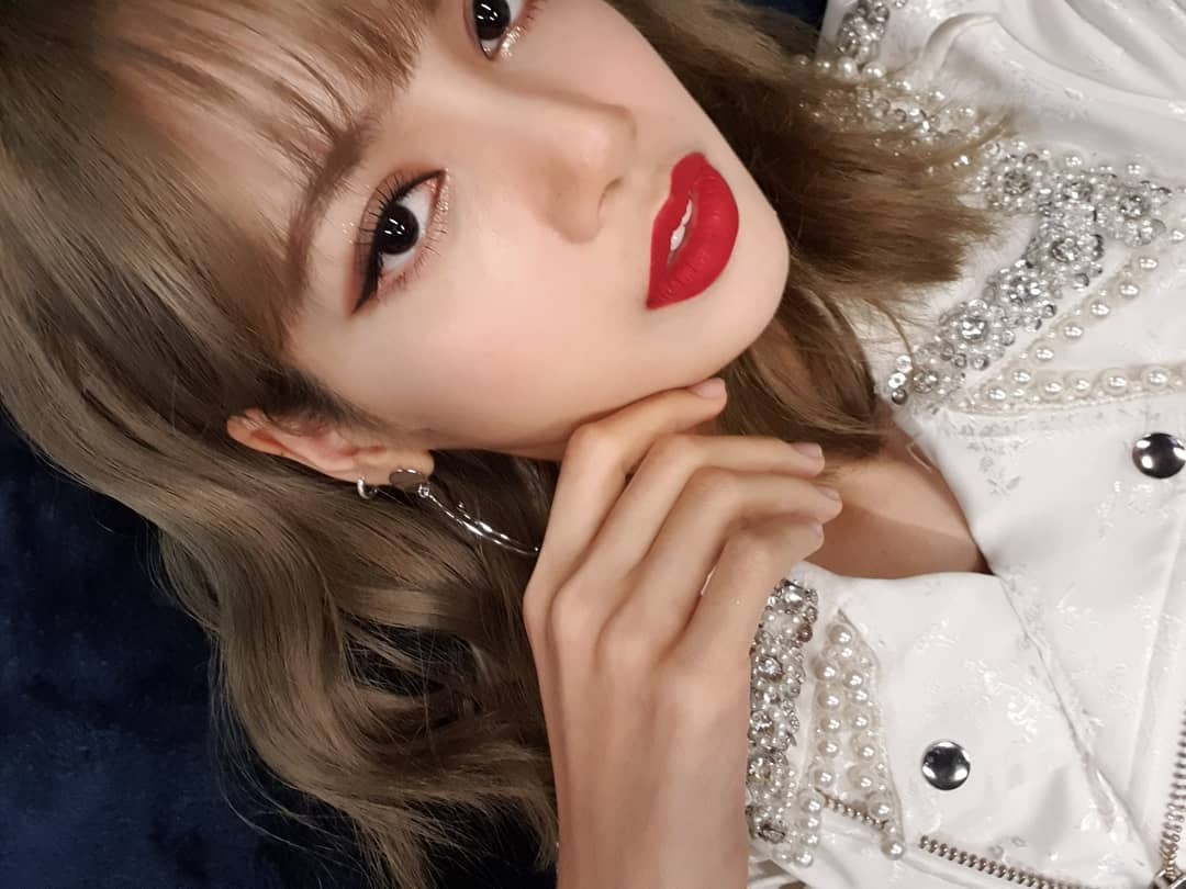 Lalisaedit's tweet photo. Oh! So beautiful https://t.co/wR4Nn8BepR
