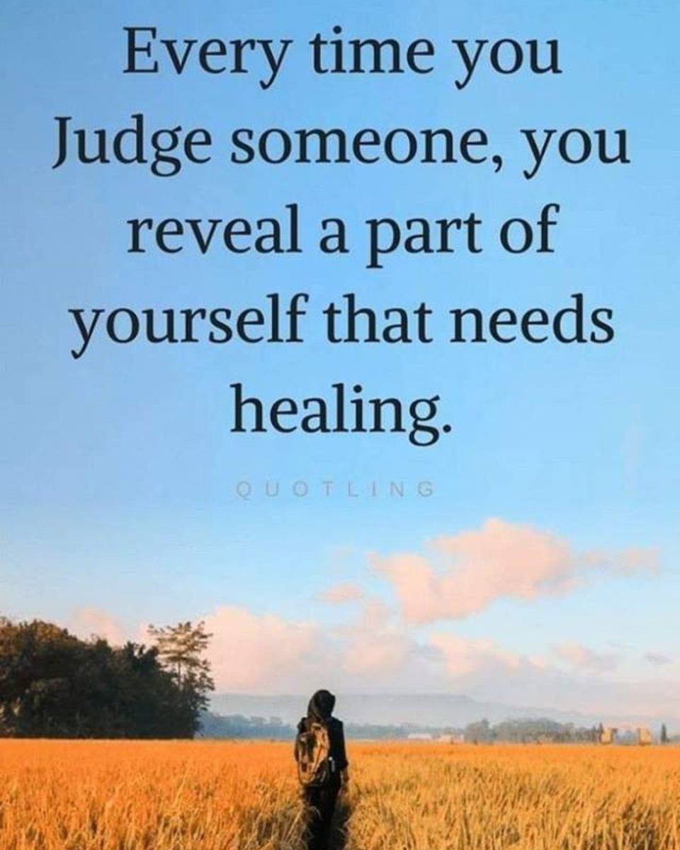 mojotidbits's tweet image. Just do what makes you happy, unique, confident, simply you. #judgingsucks #growth #selfreminder #healing #lifeisshort #healthierattitude #mojostidbits #tryharder #positivity