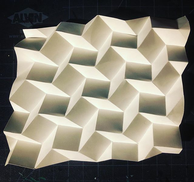 doodleslice's tweet image. More folding fun

#paperarchitecture #origamitessellation ift.tt/2XaA4bx