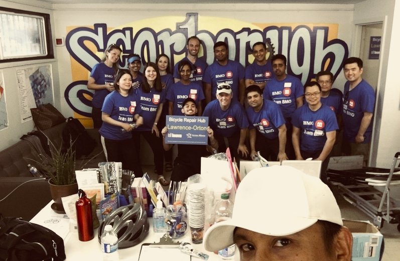 ScarbCycles's tweet photo. This is how we are building bike culture in Scarborough.
#BMOhelps
#BMOvolunteerDay
#BMOgrowthegood
#BikeTO
#Ward20
#Ward24
#TObikes
#ScarbTO
#BeyondDowntown
#HealthyFuturesForAll https://t.co/TRMe3zWtpD