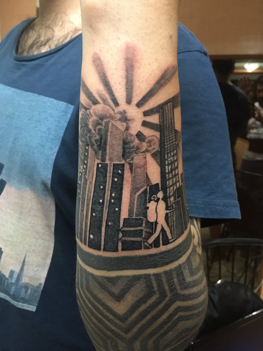 getskinked's tweet photo. man walkin in city bear in jungle
sleeve complet
need a session 2 neaten things,hav 2 wait til client returns frm singapore
geometric band by another artist
#man #skyline #sun #rays
#bear #trees #mountain #moon #night #clouds #originalartwork #sketch #tattoo #getskinked #india https://t.co/VBu6ZaYV93