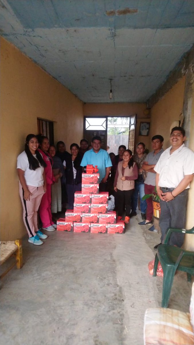 RegidoresM's tweet photo. El regidor José Flores, de Tzintzunzan, entregó bombas a bajo costo.
#RegidoresPRI https://t.co/PXiSBsIIfc