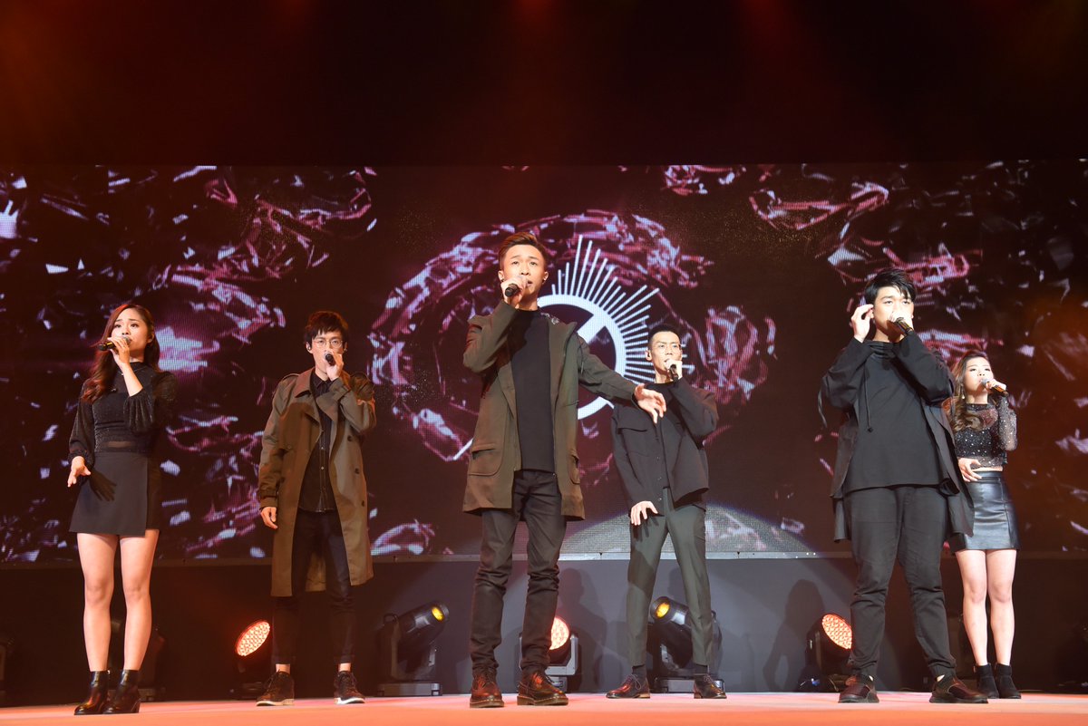 vocalasia tweet picture