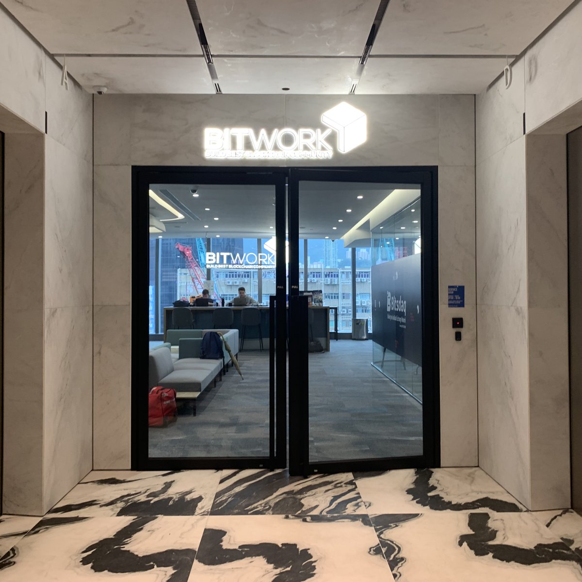 finhackhk's tweet image. A big shoutout to @bitworkasia (bitwork.asia), the #blockchain #community of HK, for hosting #FinHACK2019, the 36 hour #Fintech #Hackathon. See you!

Date: 28 - 30 Jun
Address: 7/F, FTLife Tower, 18 Sheung Yuet Rd, Kowloon Bay