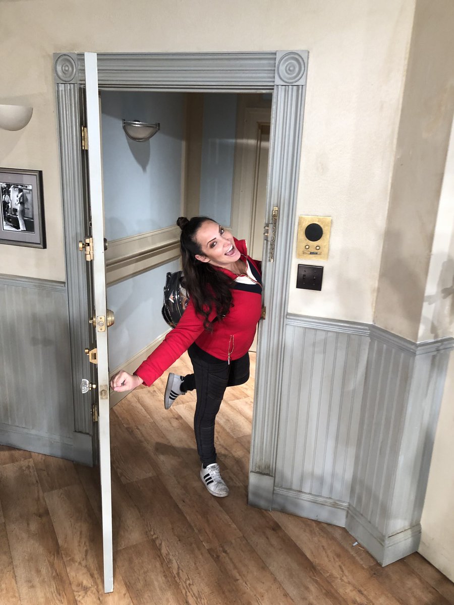 GinaGrad's tweet photo. San Francisco was awesome. #Clusterfest #GGB #Seinfeld #TheOffice #WhirlwindWeekend https://t.co/QjPaxrLwx7