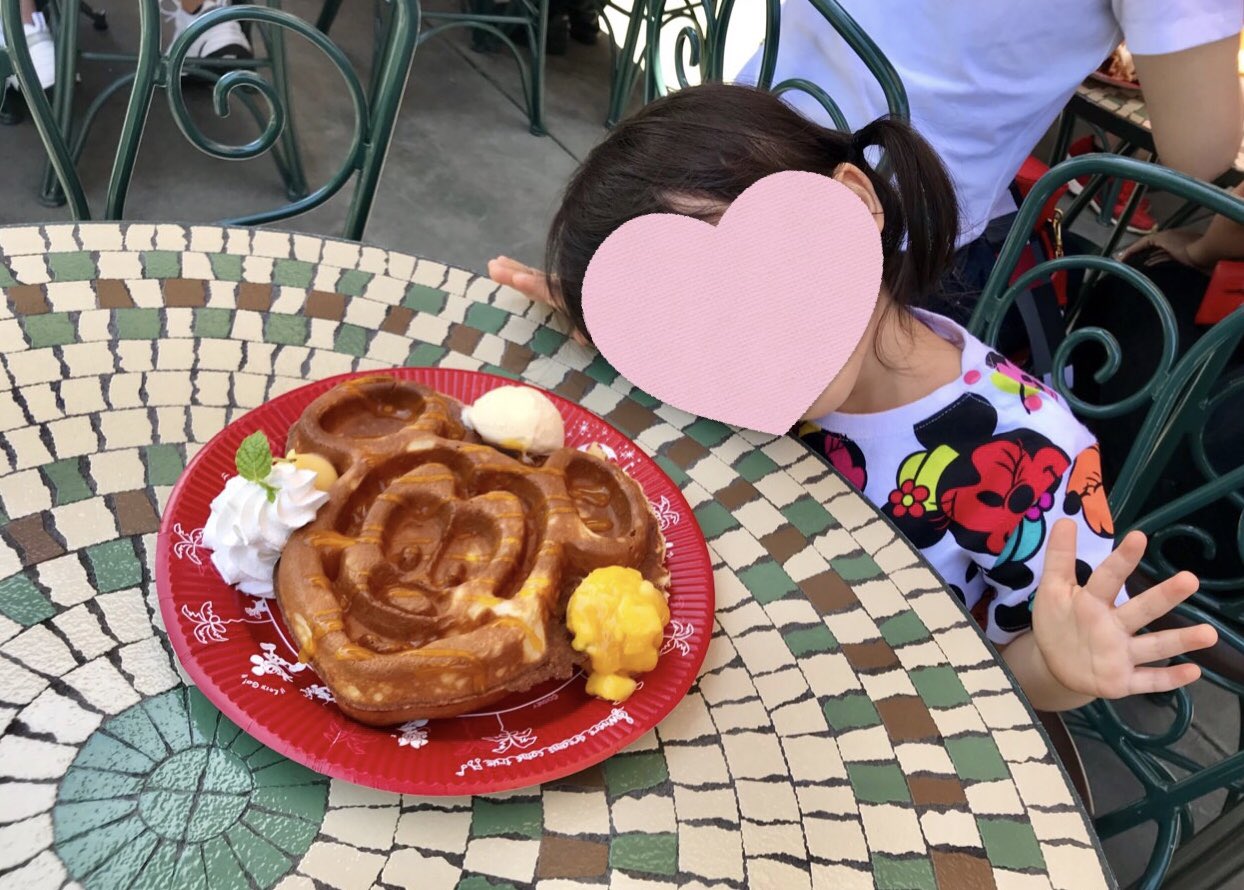 Anon 今日のディズニーランドはめちゃ暑 東京ディズニーランド 子連れディズニー 年パス 夏のディズニー ミッキーワッフル チキンレッグ 食日記 たまゆら食つづり T Co Yw5pn9ugjz Twitter