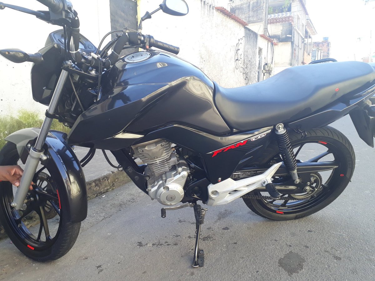 LavaJatoCdd13's tweet photo. 2+1 💦🛵📸
#LavaJatoDoBreninho
#CDD13 / #RuaSalatiel https://t.co/kercbM99DW