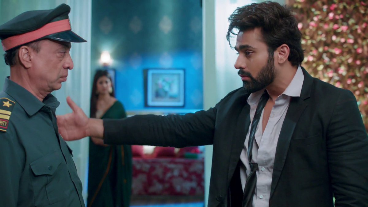 Rahulja22193075's tweet photo. Raghbir &amp; Bani. 💜❤💜

#BepanahPyaarr #ragbir @pearlvpuri @aparnadixit2061 https://t.co/nTznvNyOTL