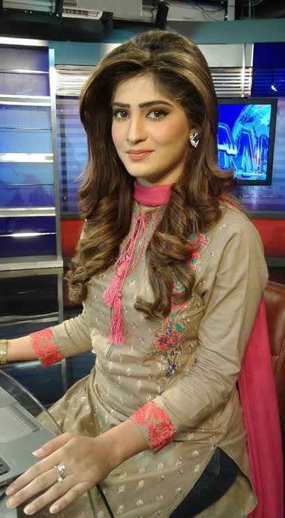 Sexy Anchor (@PakistanAnchor) | Twitter