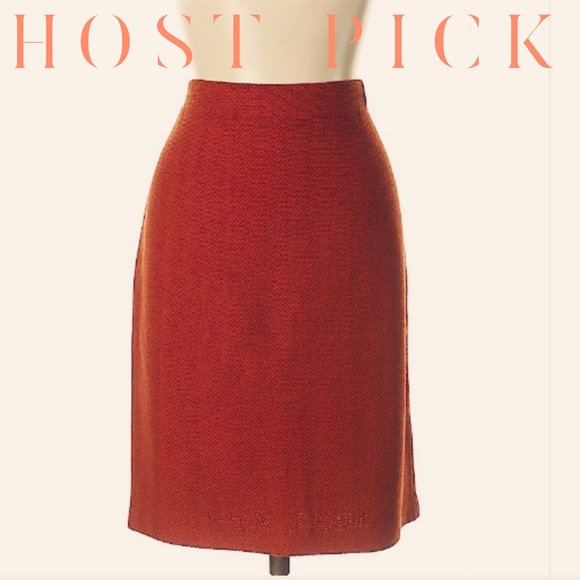velocivixen's tweet photo. So good I had to share! Check out all the items I'm loving on @Poshmarkapp from @MichelleCricket #poshmark #fashion #style #shopmycloset #anastasiabeverlyhills #stjohncollection #jessicasimpson: https://t.co/DoP8fzYALi https://t.co/lCo3MsAg9q