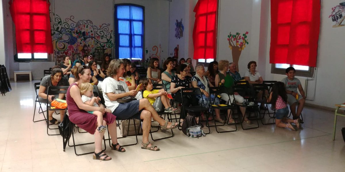 SaludEnElGancho's tweet photo. #OrgulloGanchero Cine y Salud en las fiestas de El Gancho. Gracias a la acogida del @CSCLuisBunuel Trabajo compartido de vecin@s, pacientes y sanitari@s del Centro de   Salud https://t.co/jPpfUHMY5z https://t.co/agGJVWfvVT