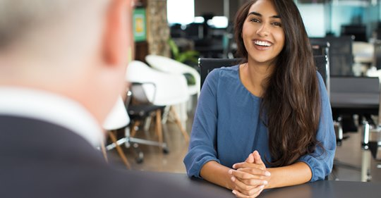🤓📚Preguntas frecuentes y respuestas en una entrevista de trabajo
▶️Para ayudarte en ese cometido a continuación te presentaremos las preguntas más frecuentes en una entrevista de trabajo y cómo responderlas de manera eficaz. 

Para más información👇
mx.askrobin.com/preguntas-entr…