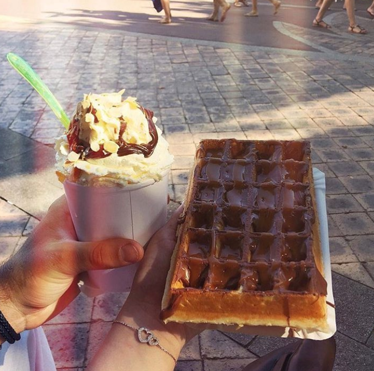 OSORBETDAMOUR's tweet photo. Glaces🍦et soleil☀️ou gaufre et pluie 💦 ce week-end ? Nous attendons vos pronostics 🤗 Dans les deux cas, nous serons là pour accueillir les gourmands dans les boutiques Ô Sorbet d'Amour!
📸 @le_quotidien_de_couple https://t.co/Q9puxJsuA5
