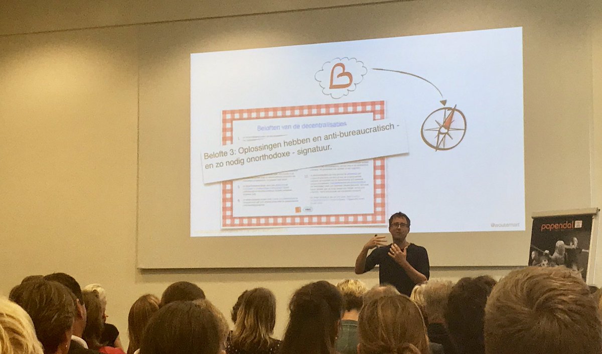 <a href="/wouterhart/">wouter Hart</a> vertelt over systemen en de bedoeling. Organisaties zouden vaker vanuit het verhaal moeten handelen én verantwoorden. Zorg dat het systeem NIET je verhaal wordt.  #poraadcongres @PO_Raad