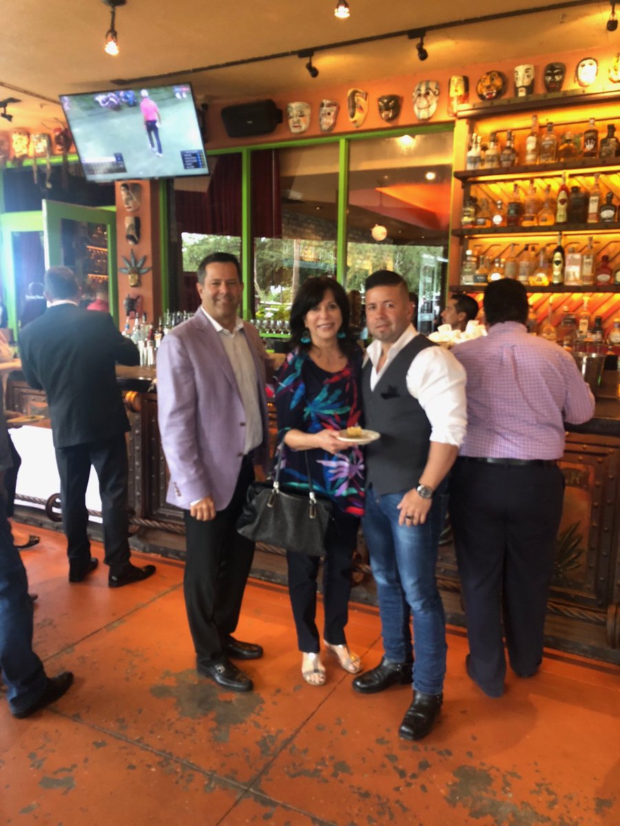 Joann6179's tweet photo. “The best time to recruit is when we don’t have to recruit.” Thank you #SEEBU for the support, we can’t wait to add more DIAMONDS to the family. #Diamondresorts #Diamondcareers #employerofchoice #forbes2018 https://t.co/AMC2j5fi8h
