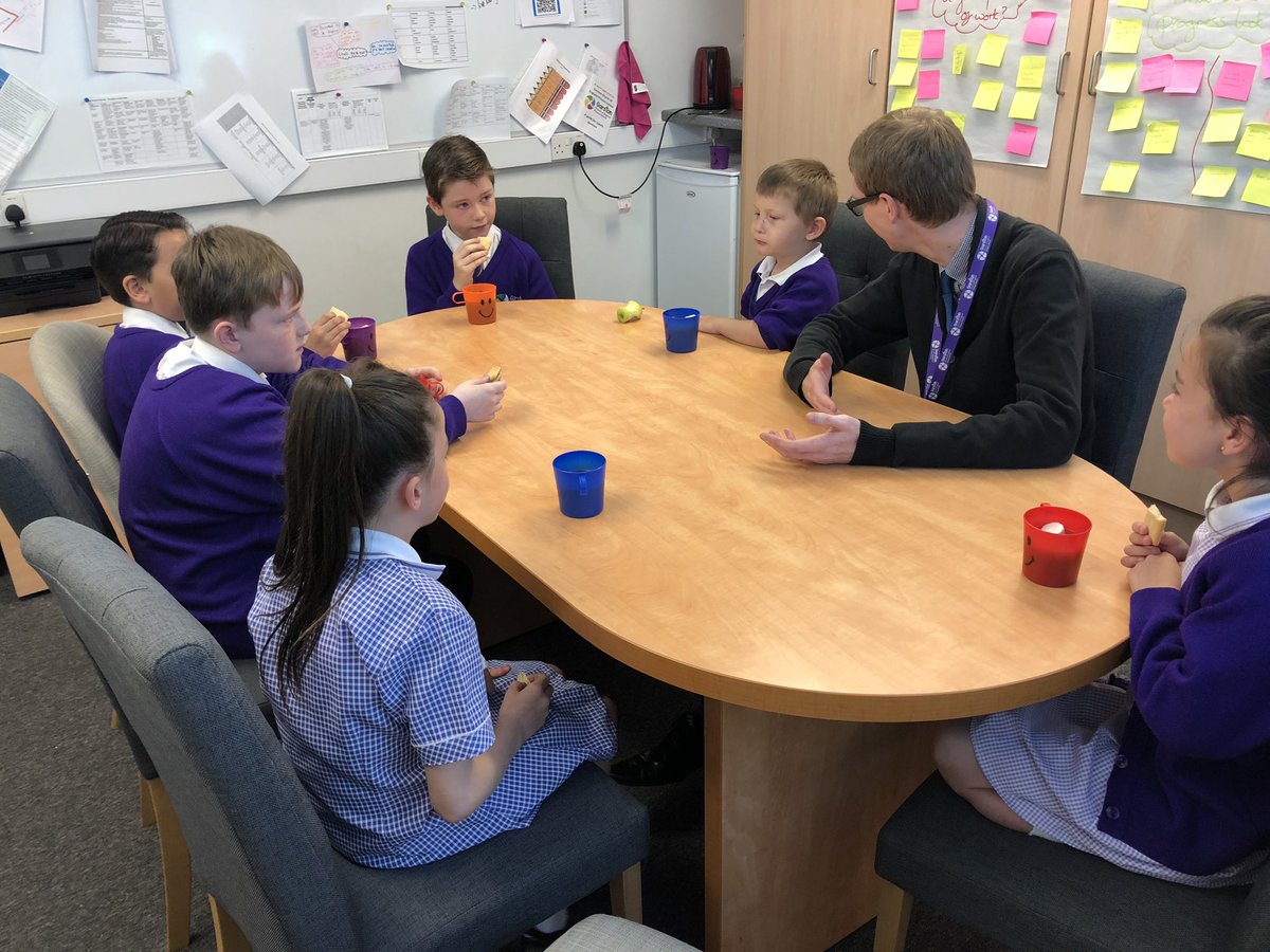 MissDeanREMAT's tweet image. We had a lovely time with the Mindset Heroes #CelebratingLearning @GarstonCE @MrMatthewPower