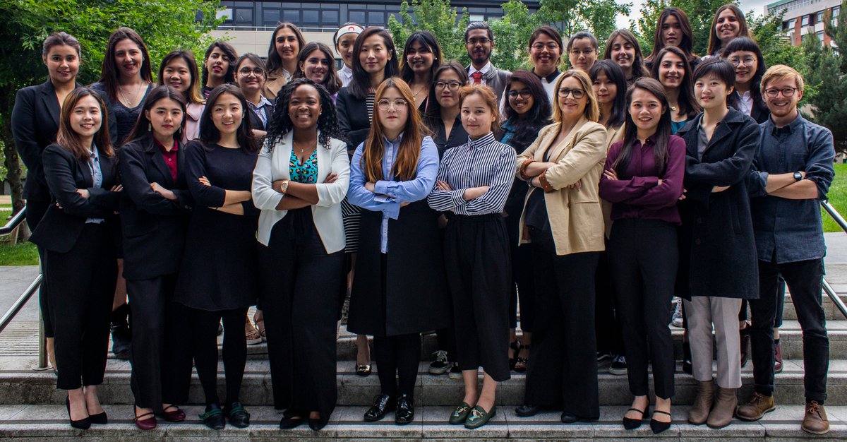 lubs_x's tweet photo. Thanks to photographers Matthew Drew, Carmen Sedeño Alcántara and I Chen Cheng we can enjoy today's #FlashbackFriday of #IABCLeedsSummit2019. https://t.co/lm6cyikPiN #FutureForward2019 https://t.co/hJYkB3q6ey