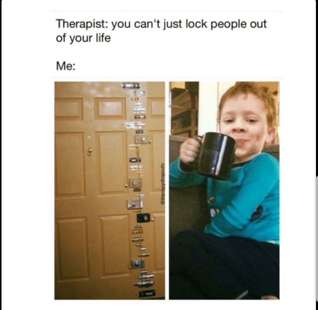 BIZBoost's tweet photo. You prove your therapist wrong ๐ #MustBeAnIntrovert ๐ท @chellemybell22 #Art #LifeHacks #Success #Mindset #FRIDAYfeeling #BIZBoost ๐ https://t.co/9tZjDWFkpo