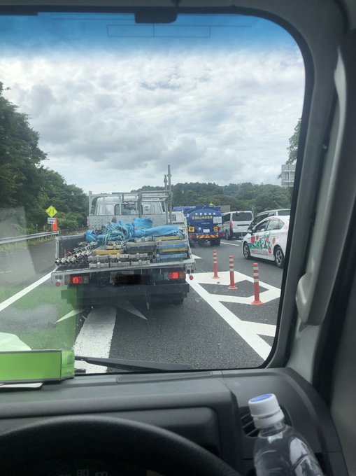 事故 横浜横須賀道路 逗子ic付近で事故 バイクが絡んでいるとの情報も まとめダネ