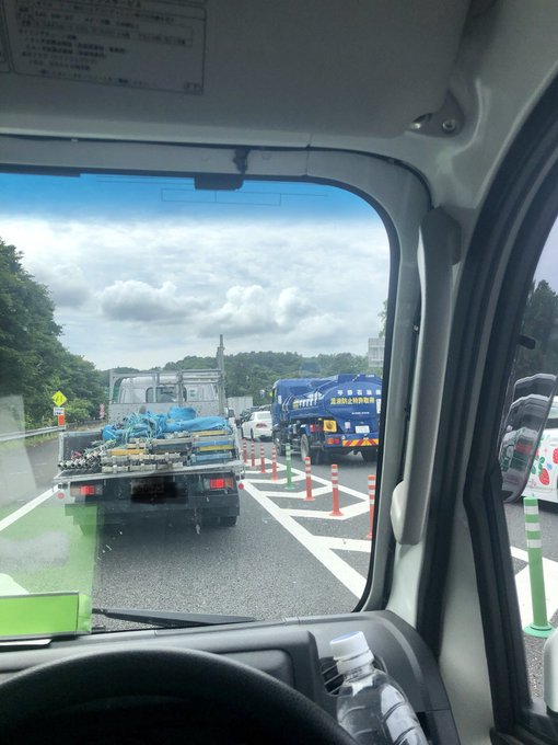 事故 横浜横須賀道路 逗子ic付近で事故 バイクが絡んでいるとの情報も まとめダネ