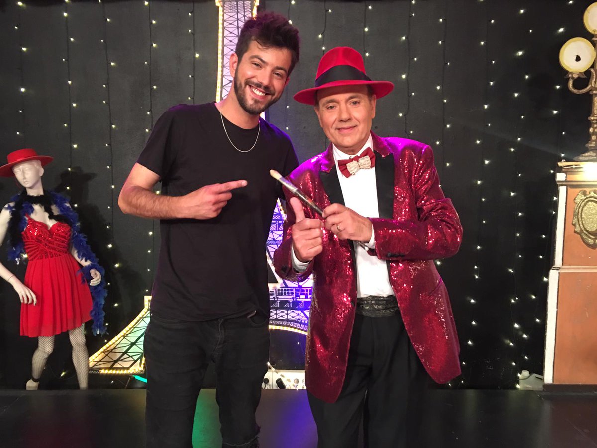 toniroviraytu's tweet photo. 📺🔙 Menudo pedazo de artista... @SalvaBeltran esta noche en el programa...

👉 @BeltranFanSite 👉 @salvabeltranbcn 👉@SalvaBeate
👉 @SalvaBeltranCF

💻 https://t.co/mOIH9PLYVg https://t.co/FQfTsAveFa