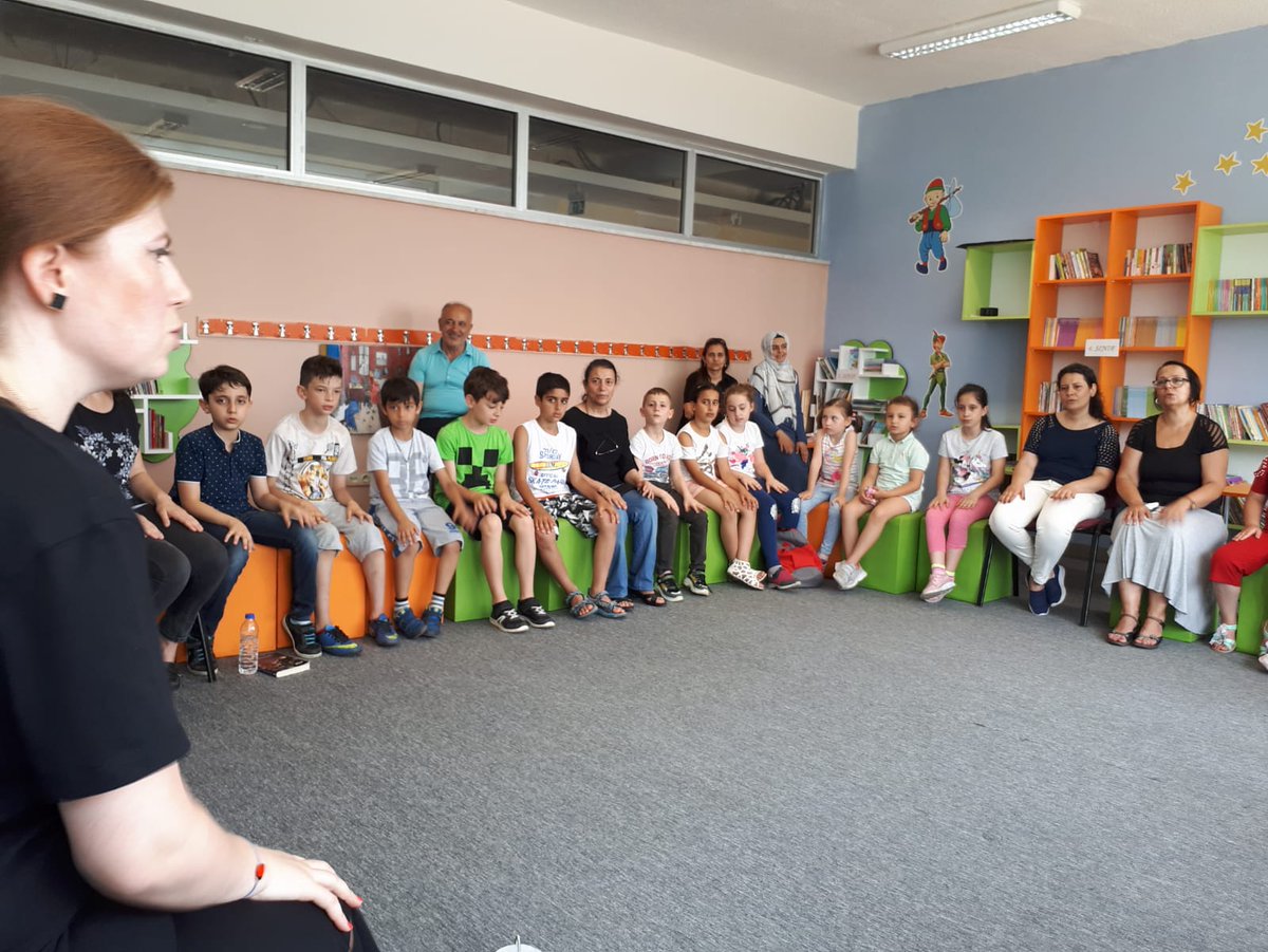 KartalProjesi's tweet photo. Eğe Sanayi İlkokulu'nda ritimli masal anlatımı ve söyleşisi yapıldı.
Anlatan öğretmenimize, gelişmeye ve yeniliğe açık Eğe Sanayi İlkokulu yetkililerine ve projeye çok katkı sağlayan Sayın Harun Reşit Dengiz Öğretmenimize teşekkür ederiz.
@tcmeb
@Istanbul_ILMEM
@harunreitdengi2 https://t.co/PPqqzpiMfO