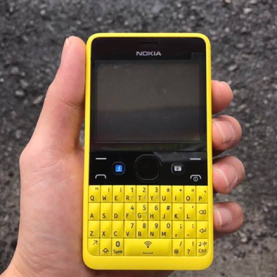 fan_knowledge's tweet image. @NokiaMobile Any chances to bring these #SmartFeaturePhones in market with #KaiOS support 🙏 😉👍 ?