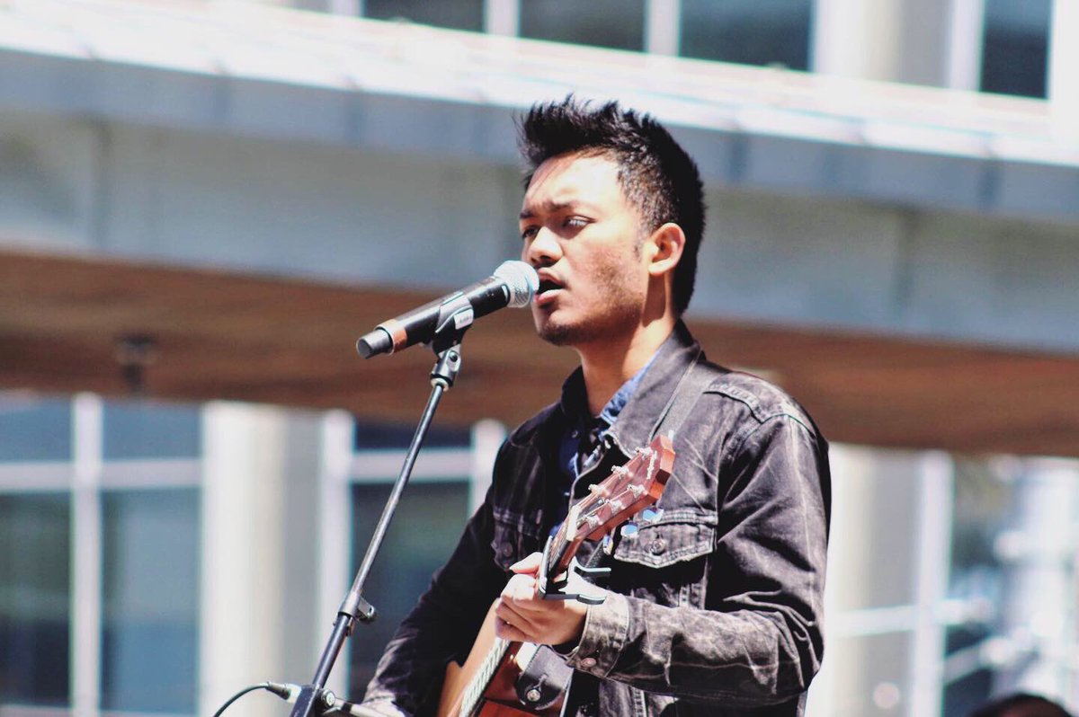 AzimApurbo's tweet photo. Live at Dundas Square, #Toronto last Saturday at “Desifest 2019”.

#AzimApurbo https://t.co/YIxm8B0eLp