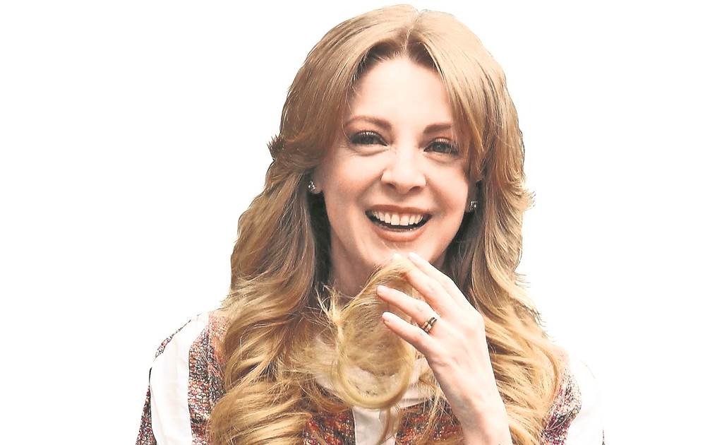 HugoMoon6's tweet image. Amiga edith González, siempre te recordaremos, en nuestro pensamiento y corazón.
 para toda la familia nuestro más sincero pésame.
 En resurrección edith González, 
+ + +