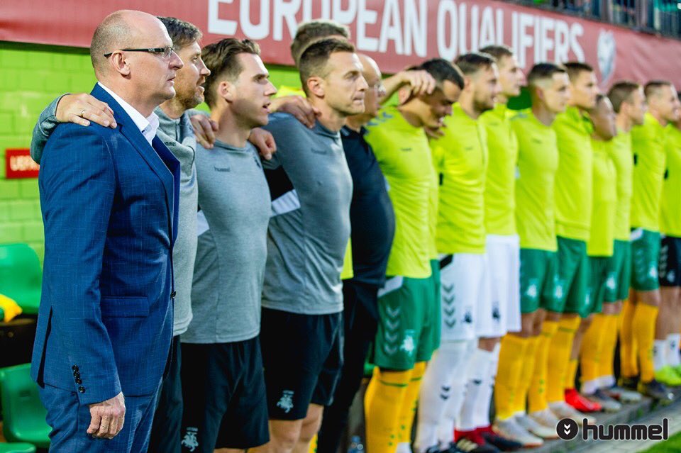GasiunasJ's tweet photo. “Success is not final, failure is not fatal: it is the courage to continue that counts”
Dekui vyrams uz kova ir atsidavima, treneriam ir visam staff’ui uz sunku darba ! Ir visiem zmonem kurie mus palaiko ! 🇱🇹
#LTULUX #SRBLTU #UEFAqualifier #EURO2020 #LFF #LietuvosFutbolas 💛💚♥️ https://t.co/l4sGNCQXyR